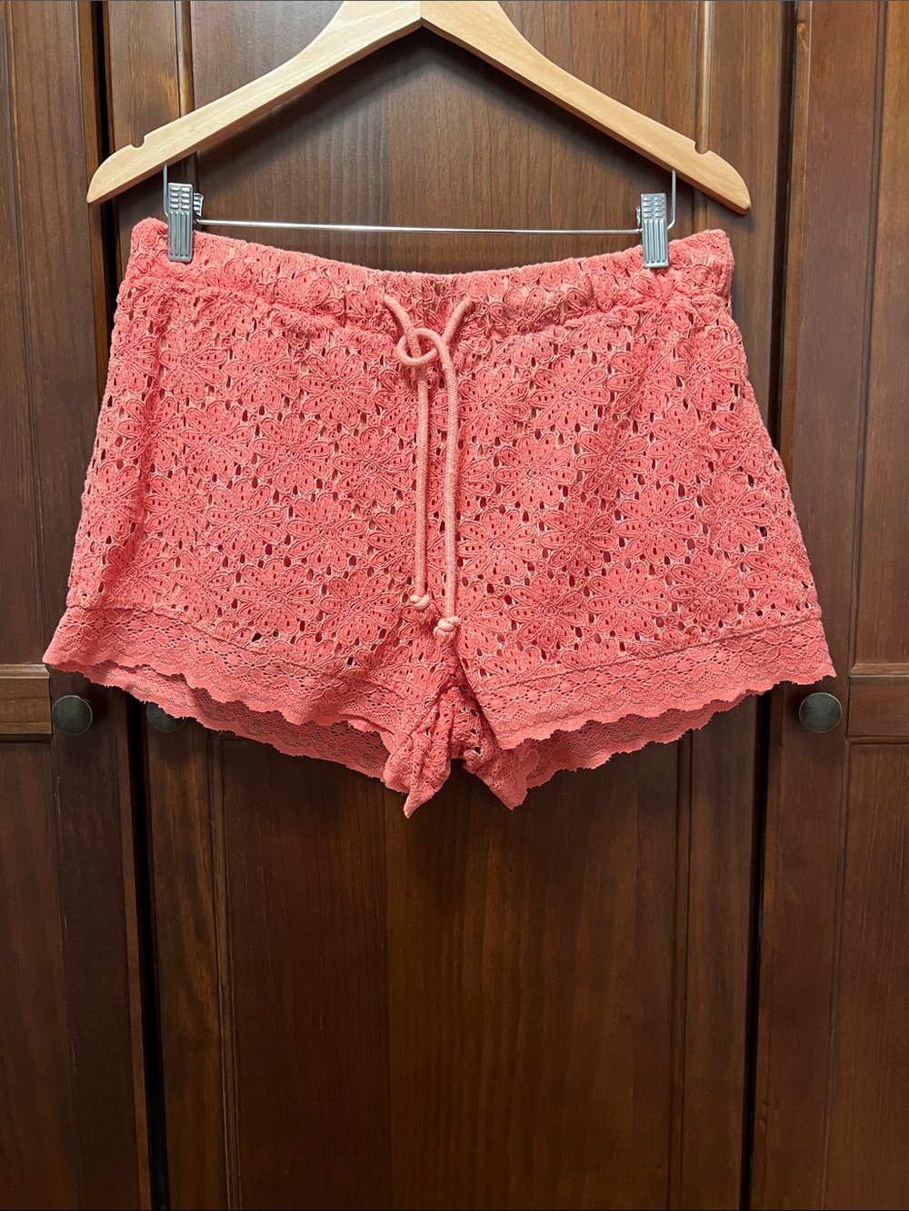 ban.jara Floral Lace Crochet Boho Shorts Size Large Coral